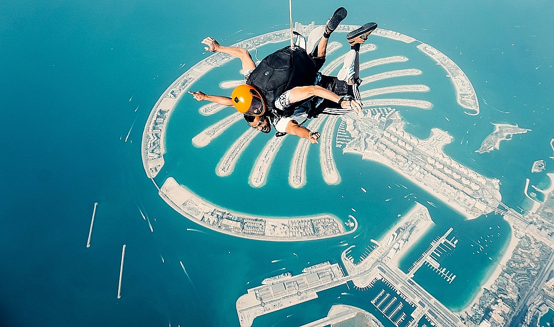 dubai sky diving